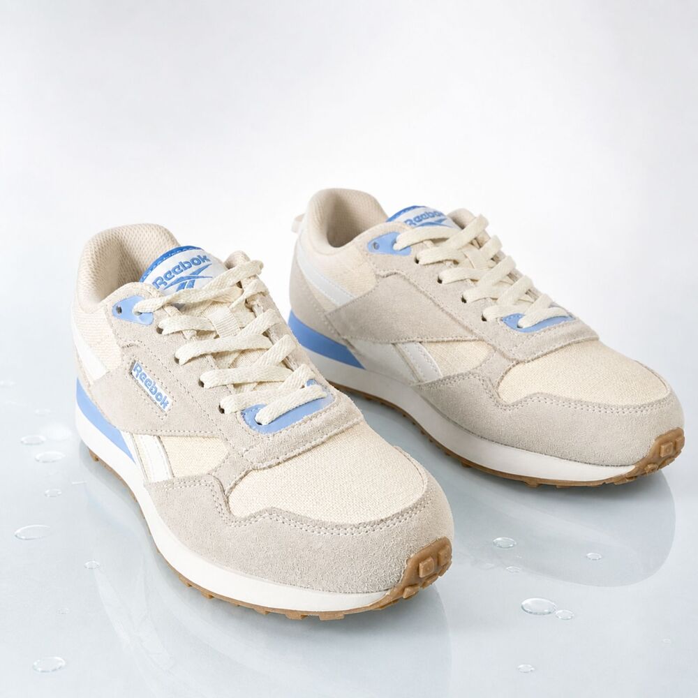 New Reebok Classic Nylon Women’s Size 9 Cream Blue Gum Sole Sneakers | NWOT